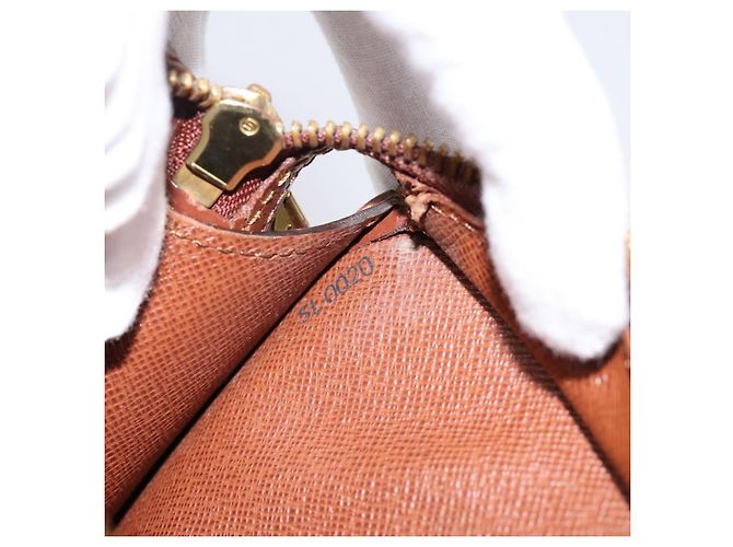 LOUIS VUITTON Monogram Pochette Homme Clutch Bag M51795 LV Auth 201275 Monogramma - vista 12