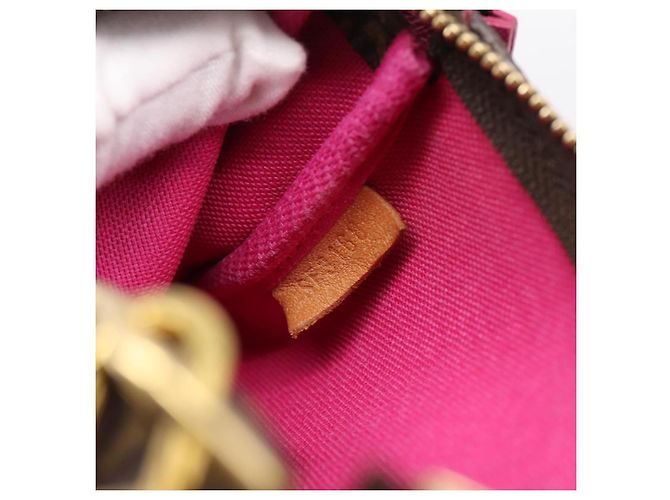 LOUIS VUITTON Monogram Ski Bear Mini Pochette Accessoires M67769 LV Auth 203222M Monograma - vista 11