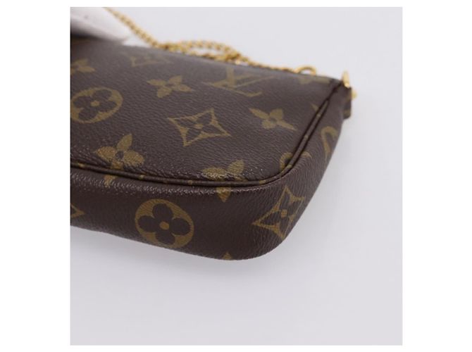 LOUIS VUITTON Monogram Ski Bear Mini Pochette Accessoires M67769 LV Auth 203222M Monograma - vista 16