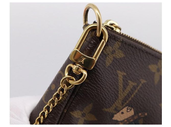 LOUIS VUITTON Monogram Ski Bear Mini Pochette Accessoires M67769 LV Auth 203222M Monograma - vista 20