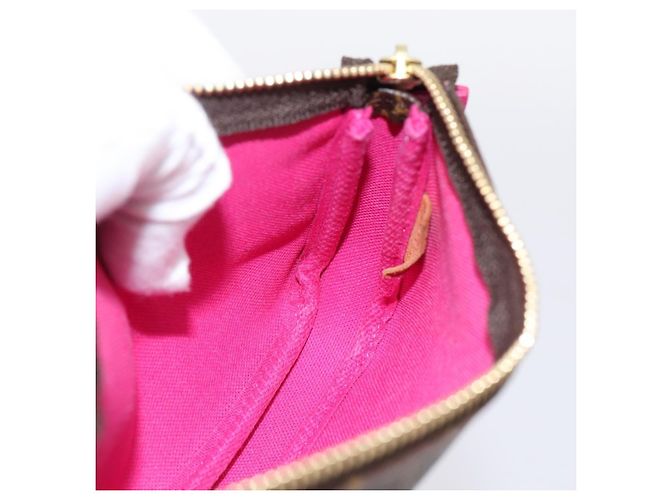 LOUIS VUITTON Monogram Ski Bear Mini Pochette Accessoires M67769 LV Auth 203222M Monograma - vista 22