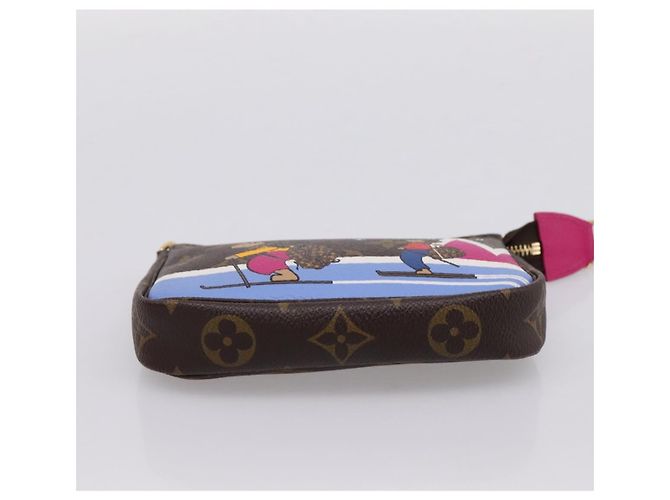 LOUIS VUITTON Monogram Ski Bear Mini Pochette Accessoires M67769 LV Auth 203222M Monograma - vista 5