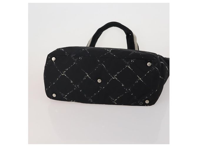 CHANEL New Travel Line Tote Bag Nylon 3 Set Black Beige CC Auth BA15740 Nero - vista 14