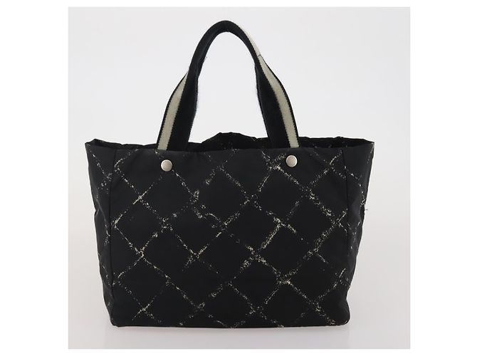 CHANEL New Travel Line Tote Bag Nylon 3 Set Black Beige CC Auth BA15740 Nero - vista 17