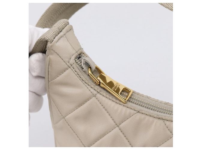 Bolso de mano PRADA Nylon Beige Gold Auth 203797A Dorado - vista 10