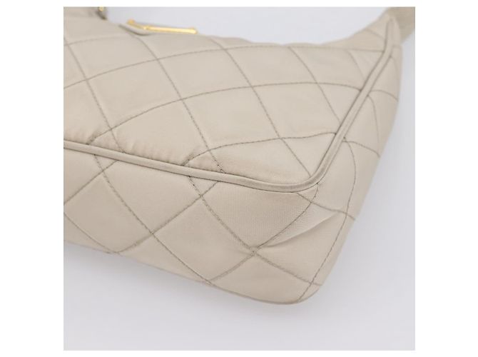 Bolso de mano PRADA Nylon Beige Gold Auth 203797A Dorado - vista 15