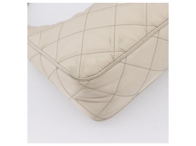 Bolso de mano PRADA Nylon Beige Gold Auth 203797A Dorado - vista 16