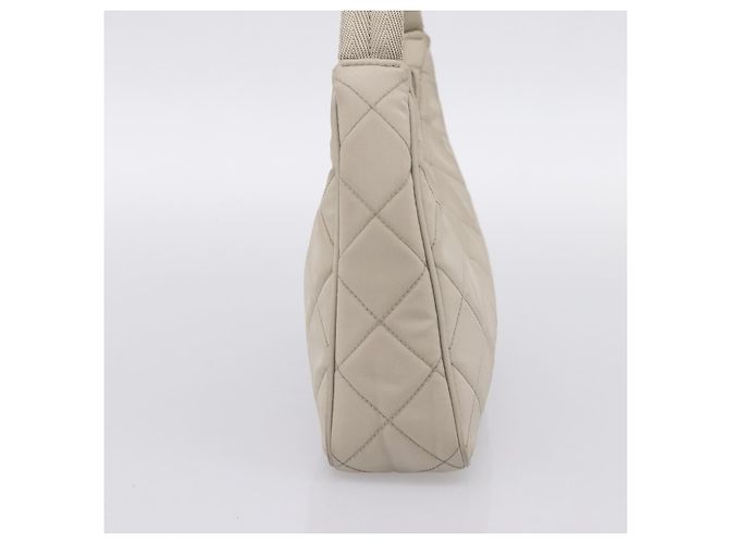 Bolso de mano PRADA Nylon Beige Gold Auth 203797A Dorado - vista 3