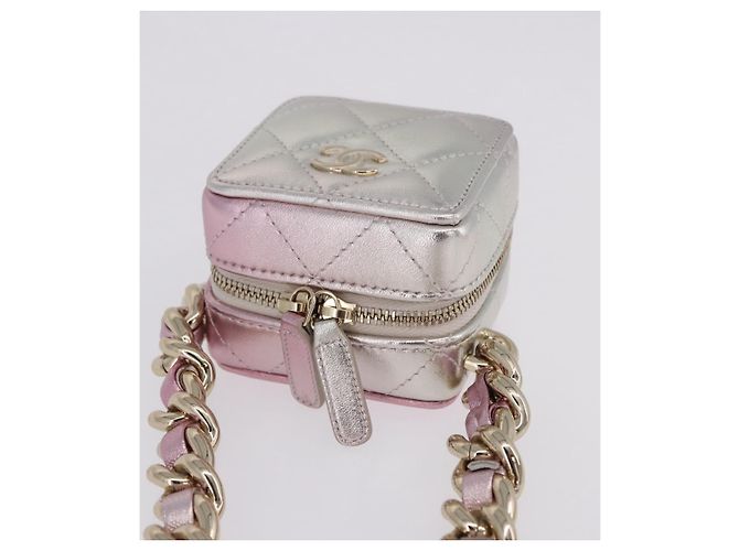 CHANEL Matelasse Chain Shoulder Pouch Lamb Skin Gold Silver CC Auth bs36858SAM Argento D'oro - vista 6