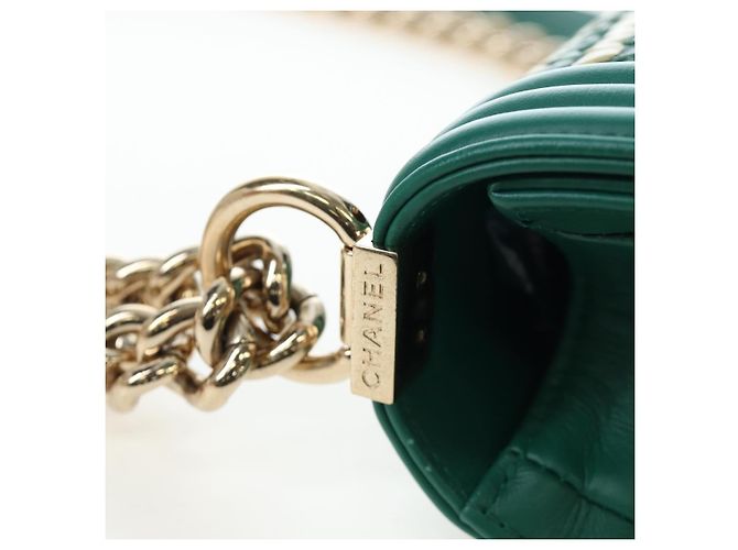 CHANEL Boy Chanel 20 Borsa a tracolla con catena in pelle Verde Oro CC Auth 203249SAM D'oro - vista 9