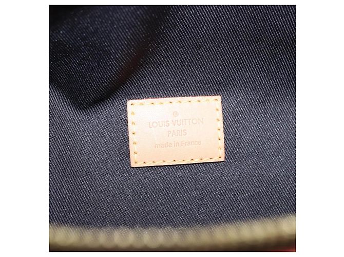 LOUIS VUITTON Monogram Bum Bag Shoulder Bag M43644 LV Auth 203308SAV Monogramma - vista 23