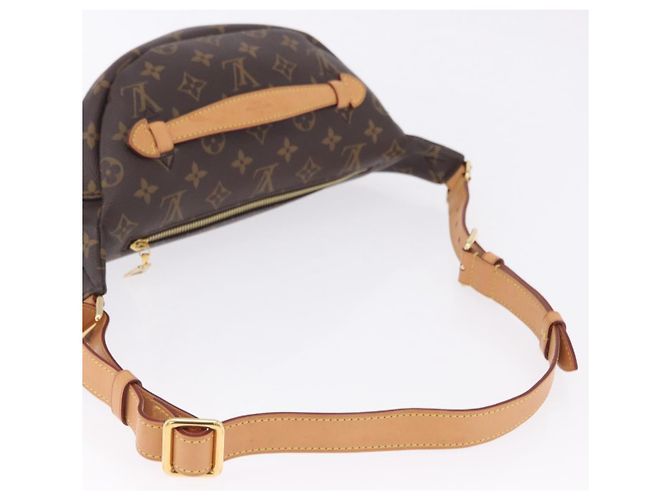 LOUIS VUITTON Monogram Bum Bag Shoulder Bag M43644 LV Auth 203308SAV Monogramma - vista 8