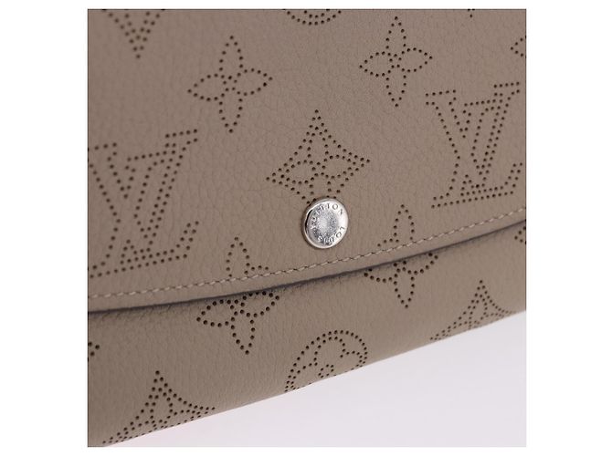 LOUIS VUITTON Mahina Portefeuille Iris Long Wallet Galet M60144 LV Auth 197911M Monogramma - vista 17