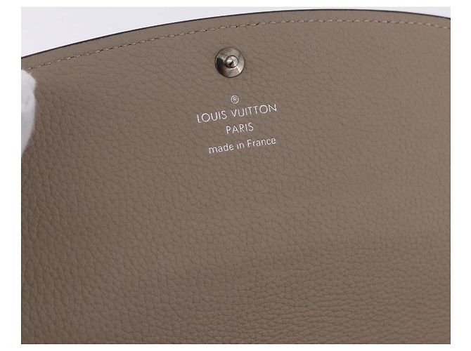 LOUIS VUITTON Mahina Portefeuille Iris Long Wallet Galet M60144 LV Auth 197911M Monogramma - vista 8