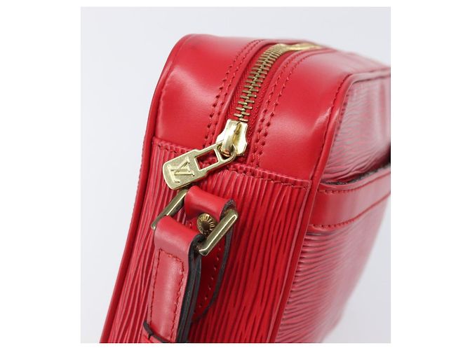 LOUIS VUITTON Epi Trocadero 23 Shoulder Bag Red M52307 LV Auth 200715A Rosso - vista 19