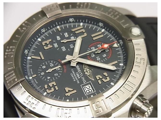 BREITLING Avenger Bandit Titanium E1338310/M534 Uomo Argento - vista 3