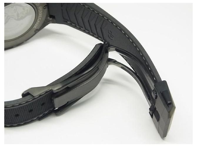 Autre Marque GIRARD PERREGAUX Laureato Absolute Chronograph 8Tech 81060-41-3222-1CX Uomo Argento - vista 13