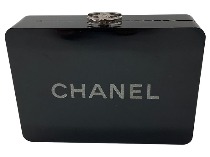 Borsa a pochette Chanel Black / Silver 2017 in Lucite con logo CC e tracolla a catena Nero - vista 4