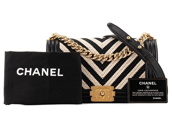 CHANEL - Borsa a tracolla Boy Chanel in tela chevron beige e nera Nero - vista 10