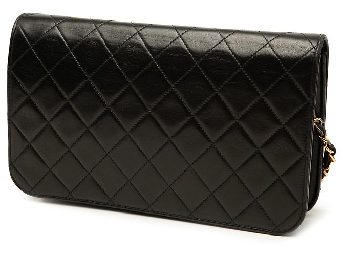 Bolsa de Ombro Chanel CC em pele de cordeiro acolchoada preta, Full Single Flap Preto - vista 2