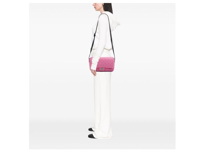 Borsa a tracolla Chanel Jumbo Quilted Tweed Reissue 2.55 Easy Messenger Flap Rosa - vista 6