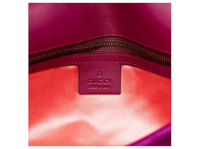 Borsa a tracolla Gucci Medium GG Marmont Matelassé in velluto viola Porpora - vista 5