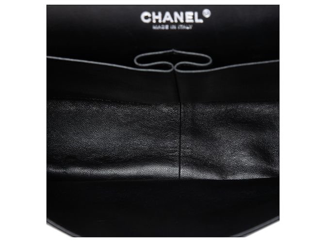Borsa a tracolla Chanel Jumbo Classic Double Flap in vernice nera Nero - vista 4