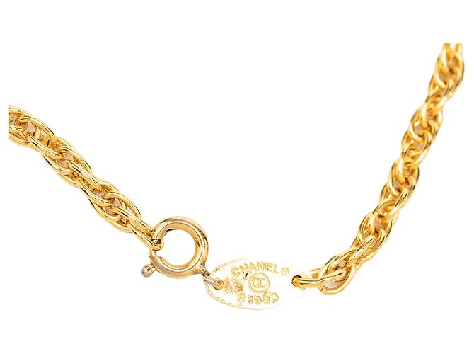 Collana con pendente a trifoglio Chanel CC placcata in oro e resina dorata D'oro - vista 5