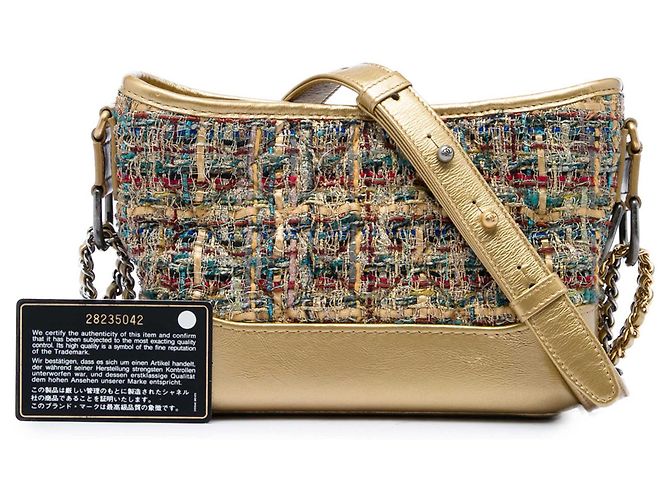 Borsa a tracolla Gabrielle Small in tweed oro e vitello metallizzato Chanel D'oro - vista 6