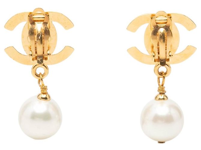 Orecchini a clip Chanel CC bianchi con perle sintetiche e chiusura girevole placcata oro Bianco - vista 2