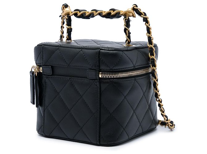 Small Vanity Case Chanel in pelle di vitello matelassé nera con catena e borsa satchel Nero - vista 2