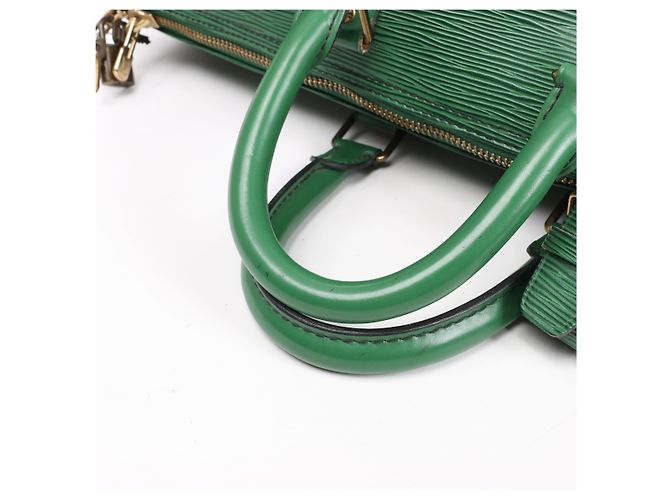 Borsa da viaggio Louis Vuitton Keepall 45 in pelle Epi Verde M42974 - vista 4