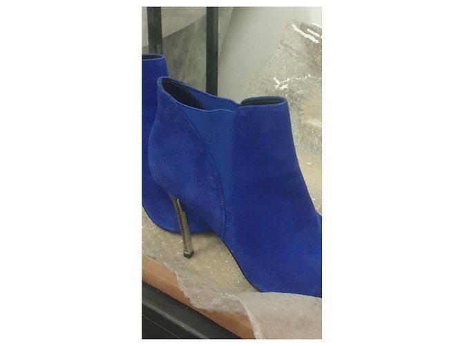 Tosca Blu Blaue Wildleder-Stiefeletten Metallic-Absatz - Ansicht 3
