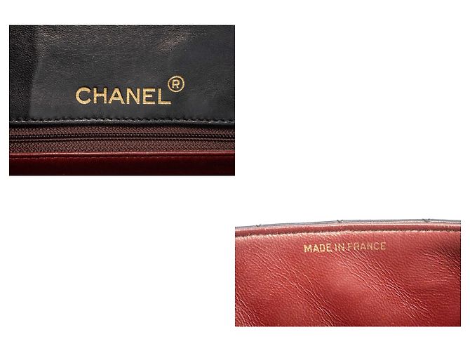 Bolsa de Ombro com Corrente Meia Lua CHANEL Tiracolo Preta Matelassê com Aba Preto - vista 8