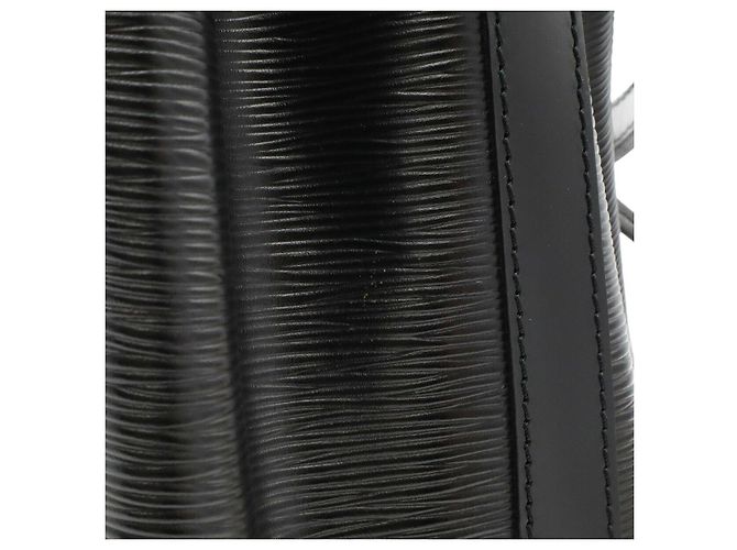 Bolsa de Ombro Louis Vuitton Noe Preto - vista 6