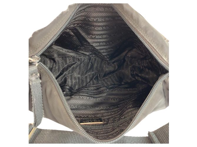 Bolso de hombro Prada Tessuto con logotipo triangular Negro - vista 9