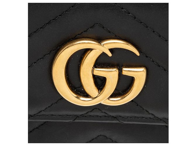 Carteira Trifold GG Marmont em Couro Matelassé Gucci Preto - vista 7
