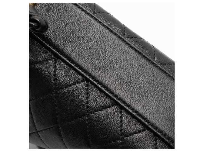 Autre Marque Borsa bucket piccola Cassandre Saint Laurent in pelle di agnello matelassé Nero - vista 9