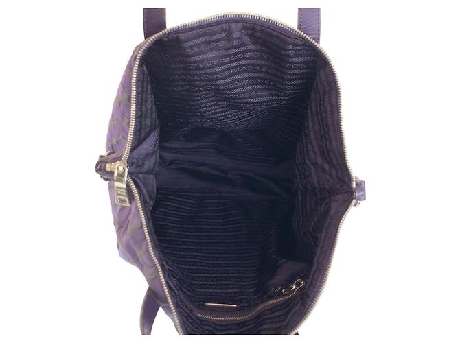 Tote Sac cabas Prada en nylon violet - vue 9