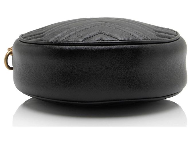 Bolsa de Ombro Mini Redonda GG Marmont em Couro Matelassé Gucci Preto - vista 4