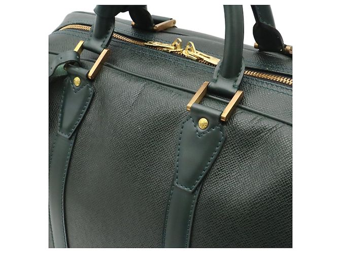 Bolsa Boston Louis Vuitton Kendall PM Verde - vista 7