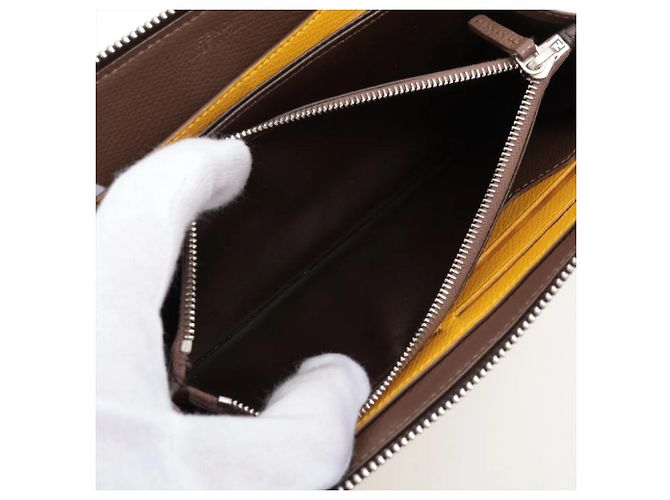 Fendi Zucca Zip-Around Wallet Brown - view 10