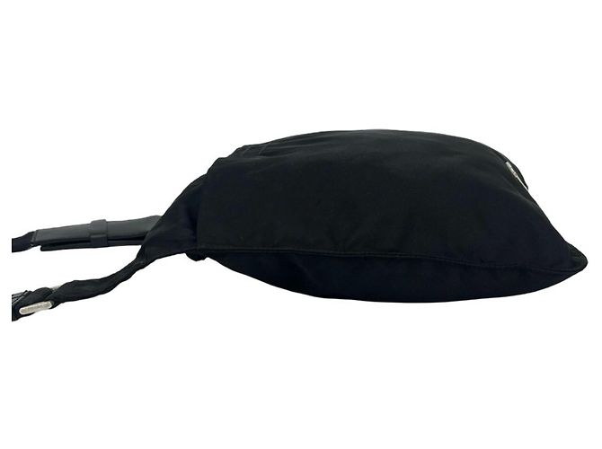 Prada Schultertasche mit Dreiecks-Logo-Plakette Schwarz - Ansicht 5