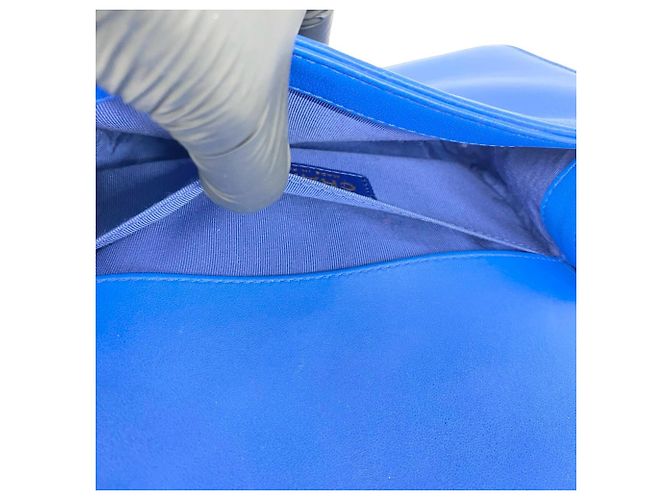 Borsa a tracolla Chanel Boy Chanel Coco Mark Hardware in pelle d'agnello Blu - vista 10
