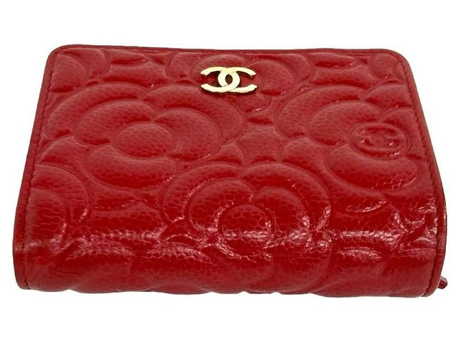 Cartera tri-fold Chanel de piel de becerro granulada roja - vista 3