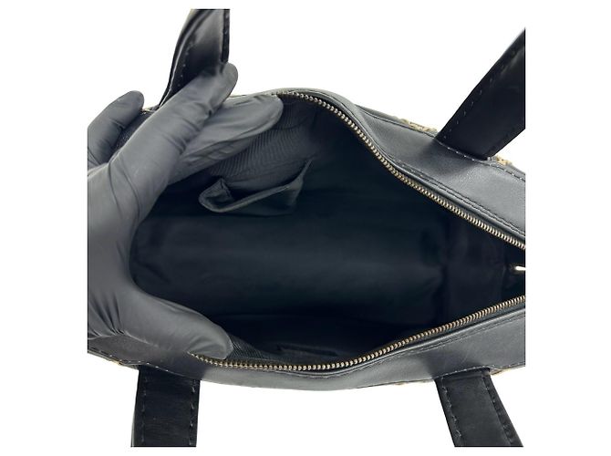 Chanel Coco Mark Wild Stitch Lederhandtasche Schwarz - Ansicht 9