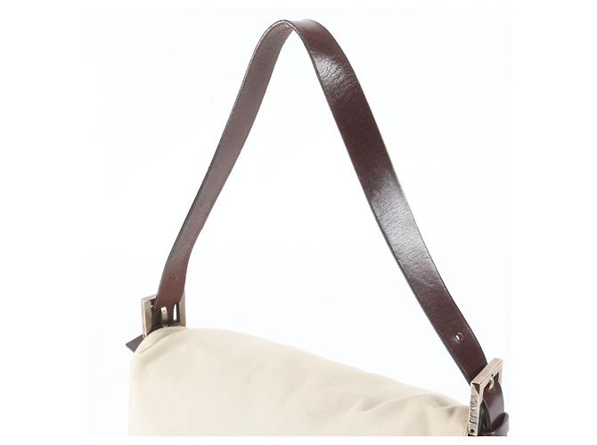 Borsa a spalla Fendi Mamma Bucket Baguette Marrone Beige - vista 2
