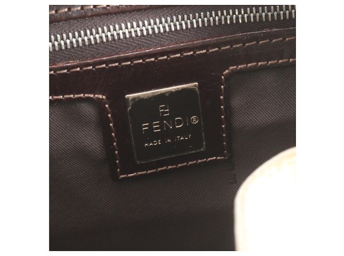 Borsa a spalla Fendi Mamma Bucket Baguette Marrone Beige - vista 8