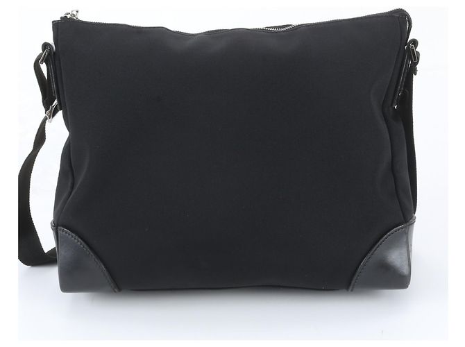 Borsa a tracolla Gucci in pelle nera e nylon Nero - vista 3