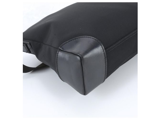 Borsa a tracolla Gucci in pelle nera e nylon Nero - vista 5